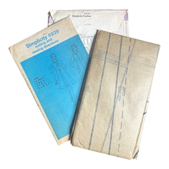 Simplicity 5928 Princess Coat Pattern - Size 12 - Picture 5 of 5